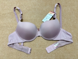 ÁO LÓT LOVELY 176T-  RUỐT